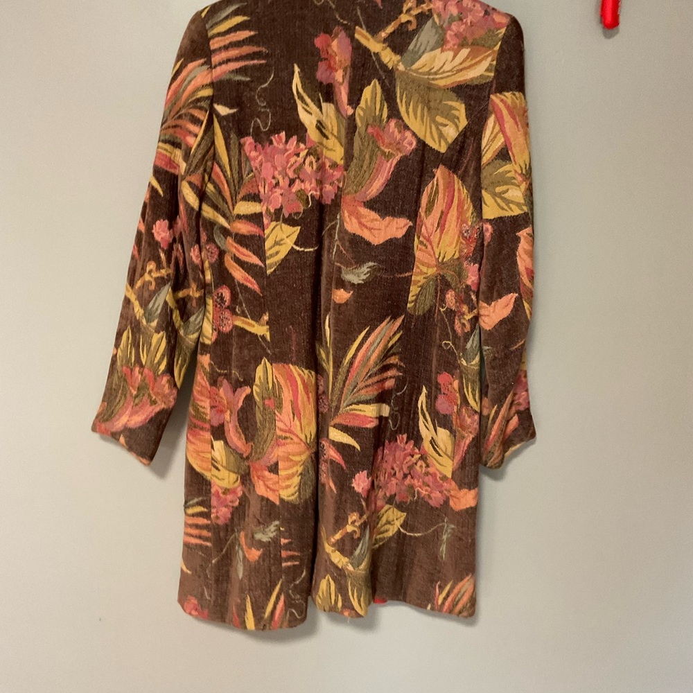 Beautiful Blazer With Button Down Front - image 3